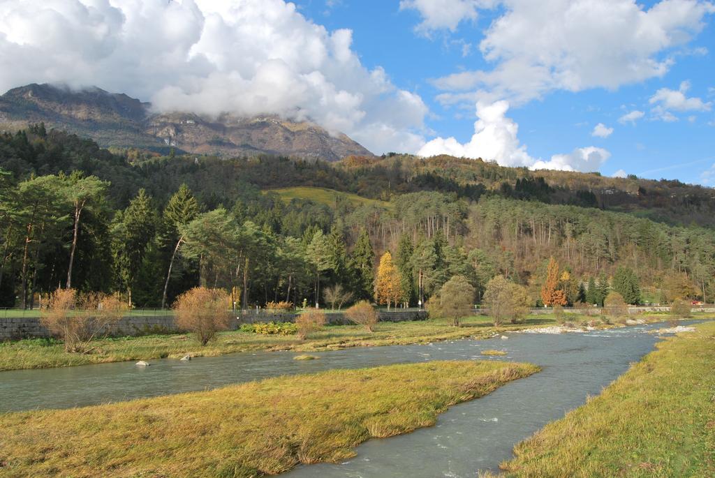 Apartamento Residenza Finestra sul Parco Comano Terme Exterior foto